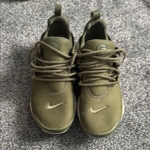 Nike Olive Green Sneakers